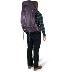 Osprey Aura AG 50 -Skiudstyr Butik Osprey Aura AG 50 Enchantment Purple S22 OnBody2 1