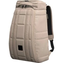 Db Hugger 20L Backpack