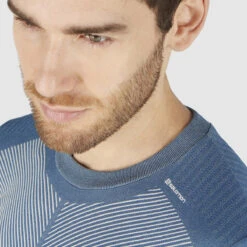 Salomon Primo Warm Seamless Tee Men -Skiudstyr Butik lc1405500 3 mod primowarmseamlesstee darkdenim col m.jpg.cq5dam.web .1200.1200 2