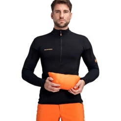 Mammut Eigerjoch Advanced Insulated Hooded Jacket Men 15 Mammut Eigerjoch Advanced Insulated Hooded Jacket Men -Skiudstyr Butik mammut eigerjoch advanced in hooded jacket men model 3 2