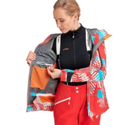 Mammut Nordwand Visiflage HS Hooded Jacket Women -Skiudstyr Butik mammut nordwand visiflage hs hooded jacket women model 2 2