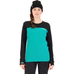 Mons Royale Yotei Boyfriend LS Women -Skiudstyr Butik mons royale yotei boyfriend ls women marina black 2