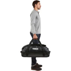 Thule Chasm M - 70L 24 Thule Chasm M - 70L -Skiudstyr Butik thule chasm 70l tdsd203 black fs 02b 3204415 2